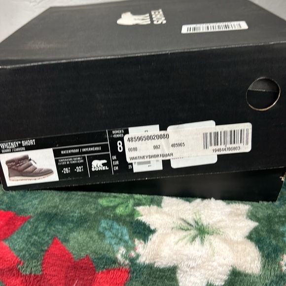 Sorel Whitney Short boots NWT - Picture 3 of 7